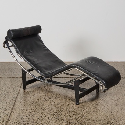 A Le Corbusier LC4 Style Lounge