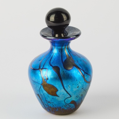 A Garry Nash Sunbeam Glass Perfume Bottle