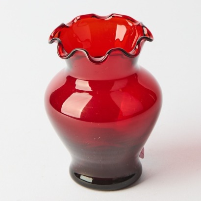 A Vintage Anchor Hocking Red Vase