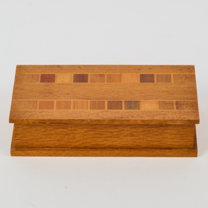 A Soverign New Zealand Native Timbres Box