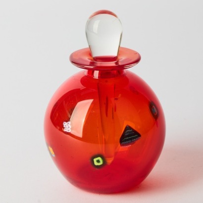 A Viz Glass Perfume Bottle with Stopper, inclusions