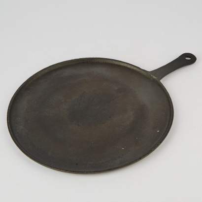 A French Cousances Cast Iron Skillet