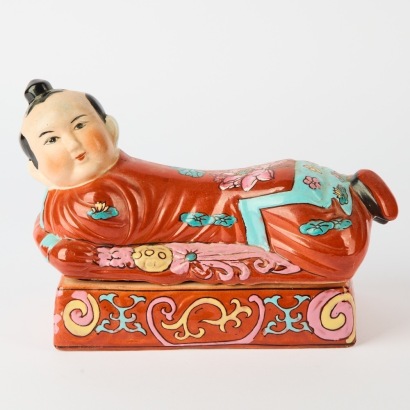 A Chinese Reclining Buddha Vase with Lid & Base