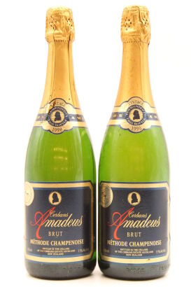 (2) 1990 Corbans Amadeus Brut Methode Champenoise, Auckland