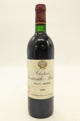 (1) 1990 Chateau Sociando-Mallet, Haut-Medoc [JR17]
