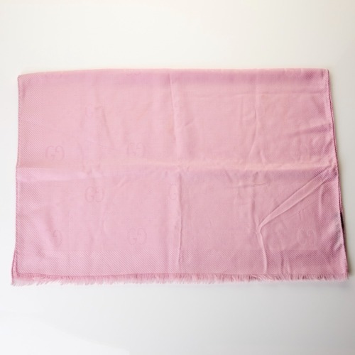 Gucci, 70% Wool / 30% Silk, Pink Scarf