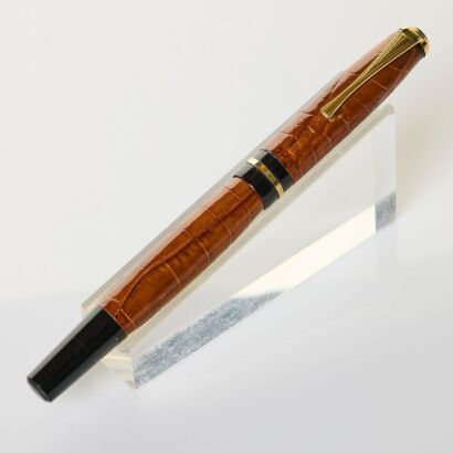Wyvern, Tan/Gold Alligator 101 Fountain Pen, circa 1930's - 1950's