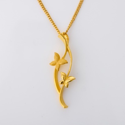 24ct Yellow Gold, 38cm Curb Link Necklace
