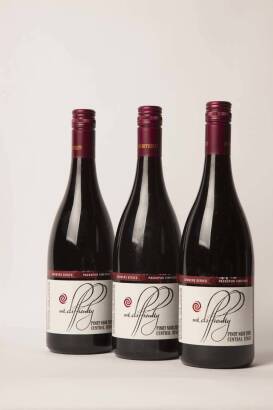 (3) 2009 Mt Difficulty Growers Series Packspur Pinot Noir, Central Otago