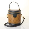 Louis Vuitton, Monogram Reverse Cannes