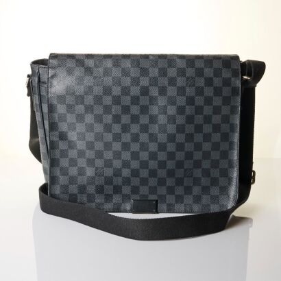 Louis Vuitton, Damier Graphite District PM Messenger Bag, Size PM