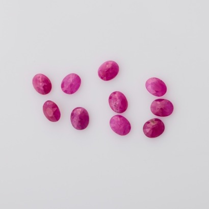 Loose Ruby Parcel, 2.92cts Total Weight