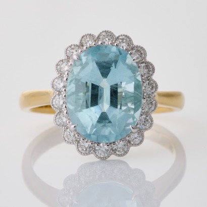 18ct Yellow Gold, 4.08ct Aquamarine / 0.45ct Diamond Cluster Ring