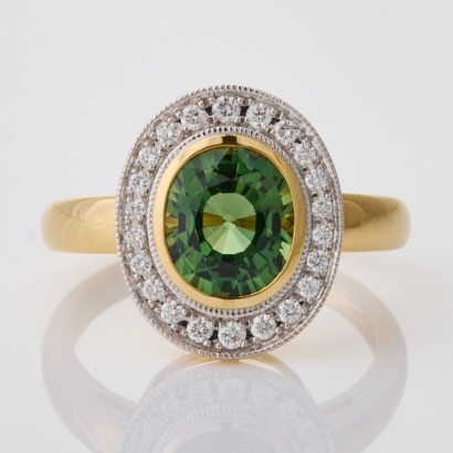 18ct Yellow Gold, 2.57ct Sapphire / 0.20ct Diamond Cluster Ring