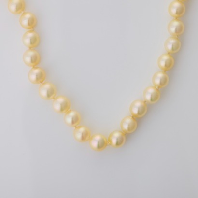 55cm Akoya Type Pearl Necklace with Silver Clasp