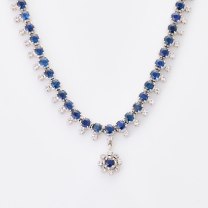 Silver / Base Metal, Traditional, 6.25ct Sapphire / Synthetic Spinel Chain Necklet
