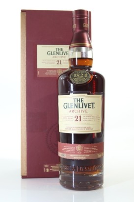 (1) The Glenlivet Archive 21 Year Old Single Malt Scotch Whisky, Speyside, 43% ABV (GB)