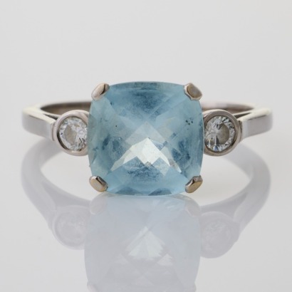 18ct White Gold, 2.85ct Aquamarine / 0.18ct Diamond Three Stone Ring