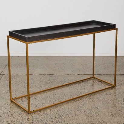 A Minimal Console Table