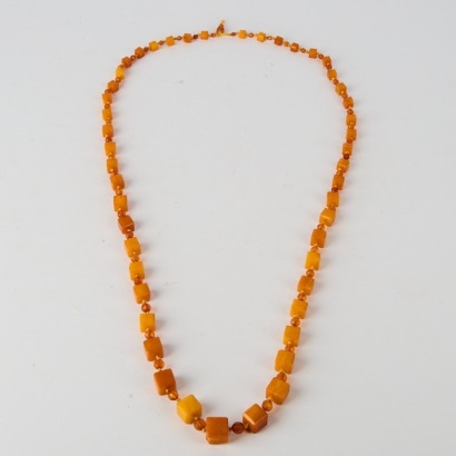A Vintage Amber Necklace
