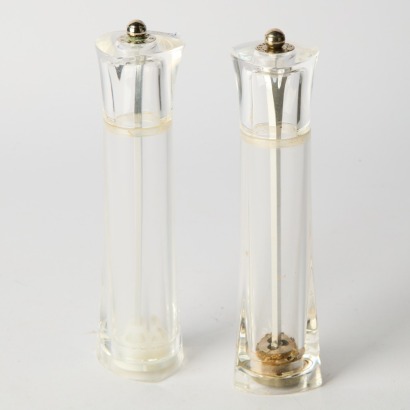 A Cole & Mason Acrylic Salt & Pepper Grinders