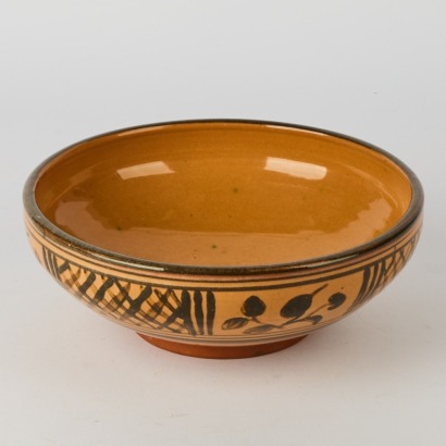 A Rare Michael Cardew Bowl at Winchcombe Pottery, decoration by Henry Bergen