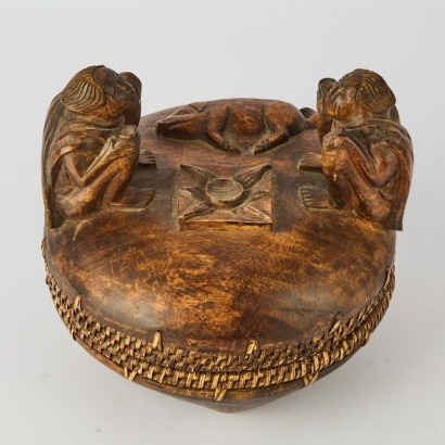 A Hand Carved Ethnic Lidded Character Box