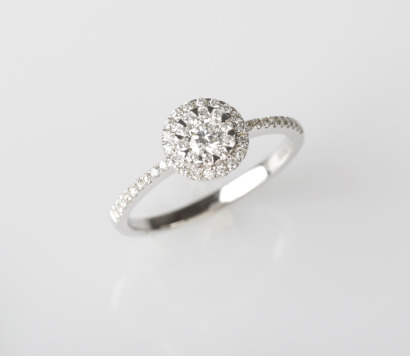 18ct White Gold Diamond Ring