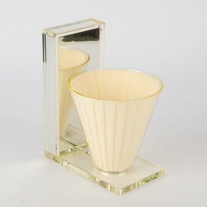 A Light-Air Wall Lamp by Eugeni Quitllet for Kartell