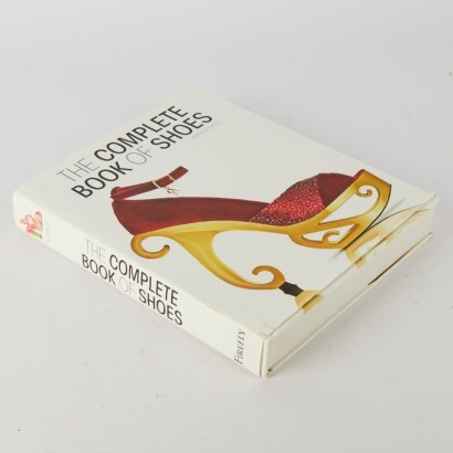 The Complete Book of Shoes by Marta Morales