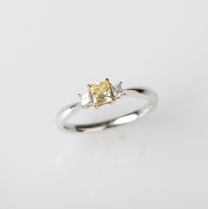18ct White Gold Three Stone Yellow Diamond Ring