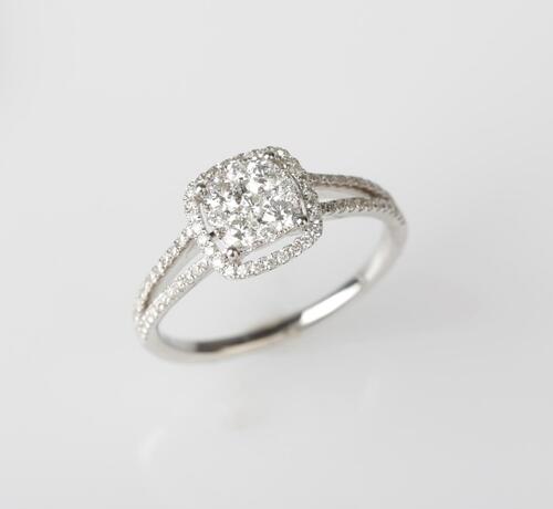 18ct White Gold Diamond Dress Ring