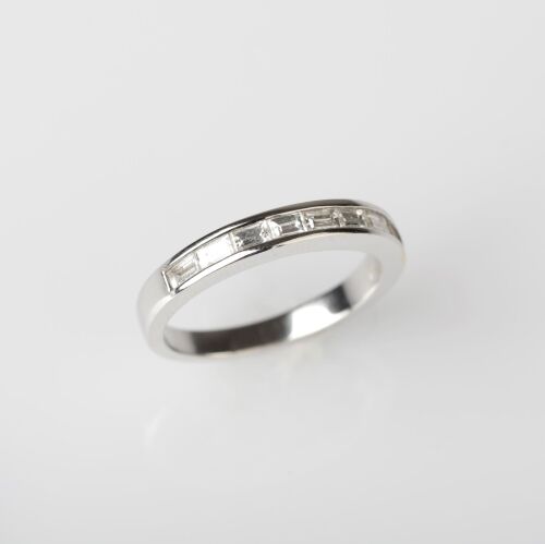 18ct White Gold Baguette Diamond Band