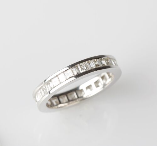 18ct White Gold Diamond Eternity Ring