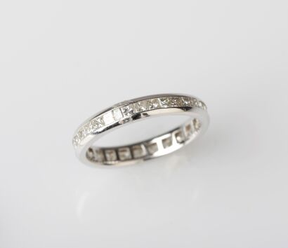 18ct White Gold Diamond Eternity Band