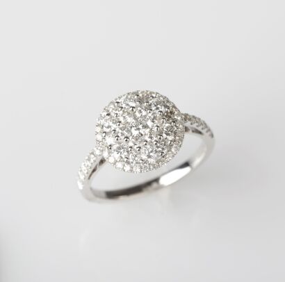 18ct White Gold Round Diamond Ring