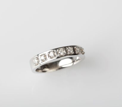 18ct White Gold Diamond Band