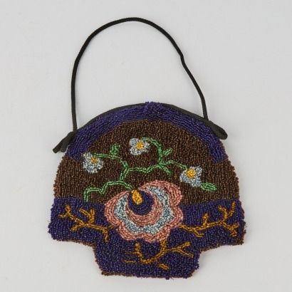 A Vintage Bead Embroidered Purse