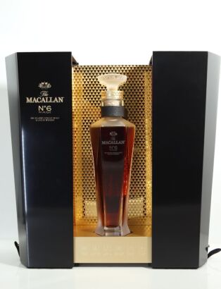 (1) The Macallan Decanter Series 'No. 6 in Lalique' Single Malt Scotch Whisky, Speyside, 43% ABV (GB)