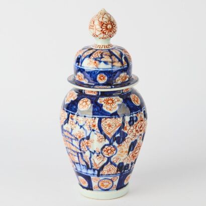 A Japanese Early 20th Century Imari Covered Vase