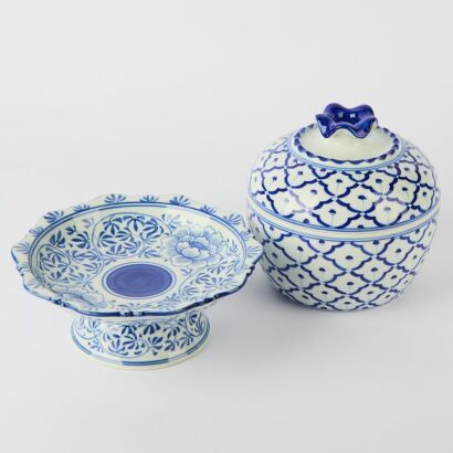 A Sret of Two Asian Blue and White Porcelains