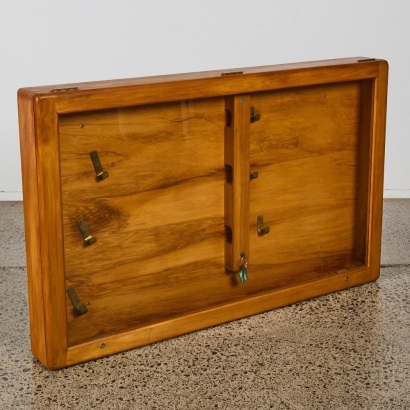 A Solid Wood Three Gun / Rifle Horizontal Wall Display Cabinet with Keys