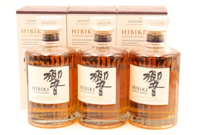 (3) Hibiki Japanese Harmony Blended Whisky, 70cl 43% alc