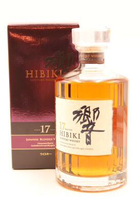 (1) Hibiki 17 Year Old Whisky 70cl 43% alc