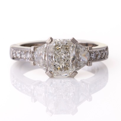 Platinum, Jeweller's Workshop, Modern, 1.18ct Diamond / 0.61ct Diamond Ring, GIA certified
