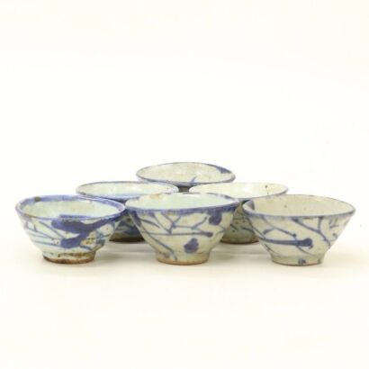 A Group of Six Chinese Blue and White Small Cups