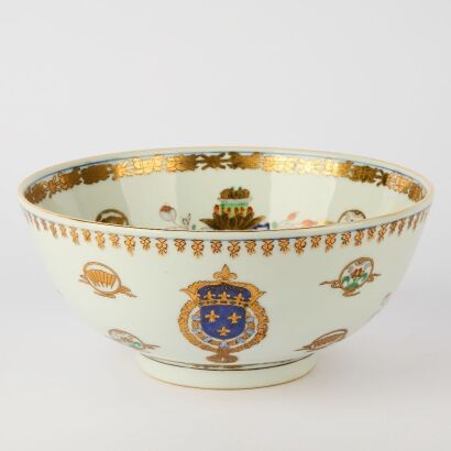 A Chinese Gilt-decorated &lsquo;Armorial&rsquo; Large Bowl