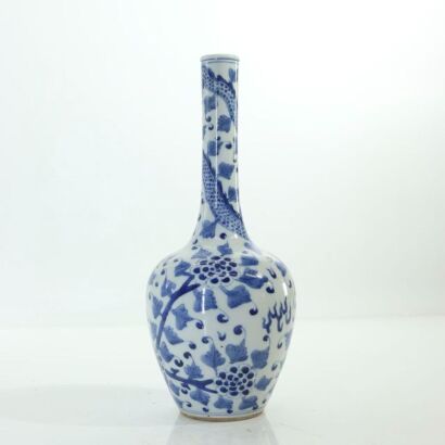 A Chinese Qing Dynasty Blue and White Long-neck Vase