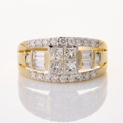 14ct White / Yellow Gold, 1.82ct Diamond Dress Ring