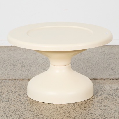 A Kartell Rochetto Coffee Table